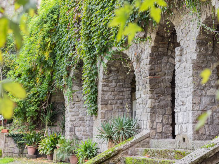 Albergo in vendita, via Vallecupa  68, Centro, Viterbo
