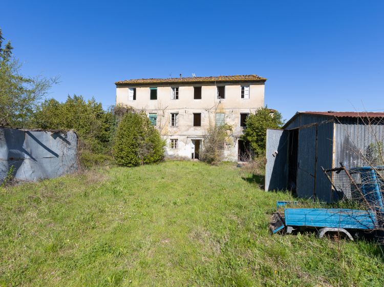 Casale in vendita, via Parco della Rimembranza, Monte San Quirico, Lucca