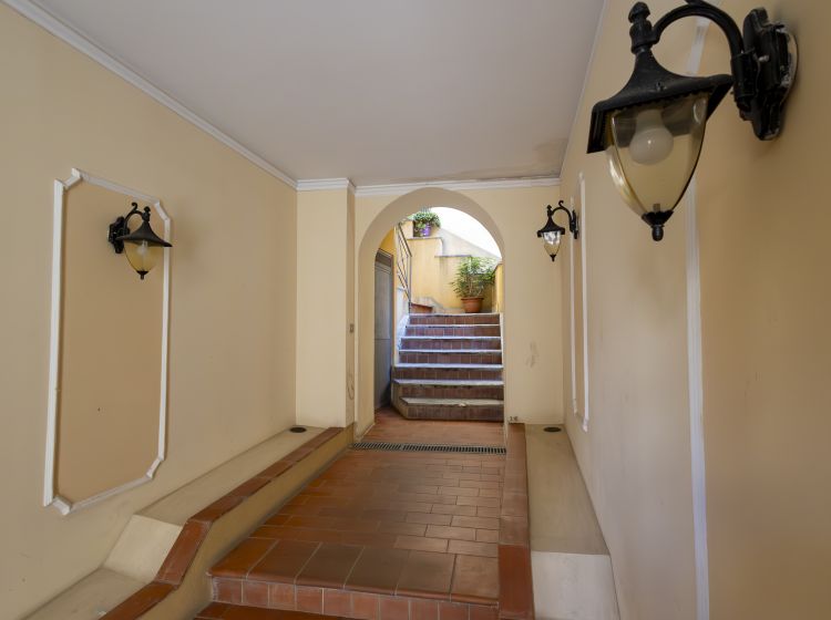 Bilocale in vendita, via Ospizio Maternità  12, Centro Storico, Catanzaro