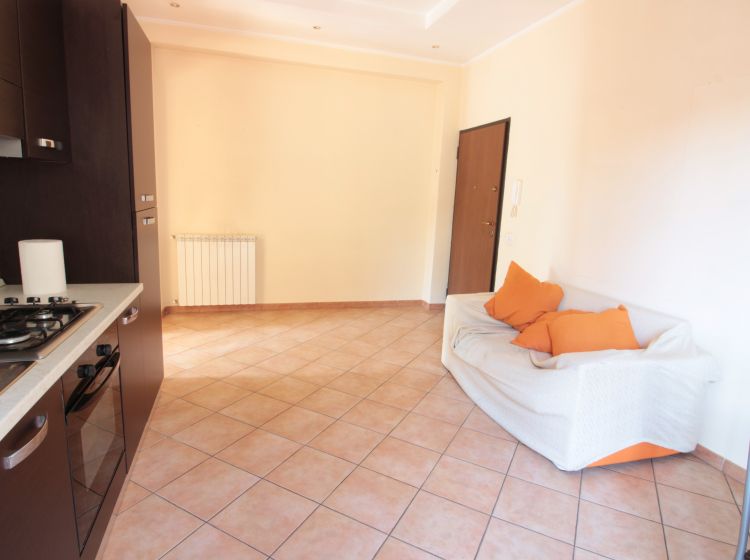 Bilocale in affitto, via Maletto  44, Borghesiana, Roma