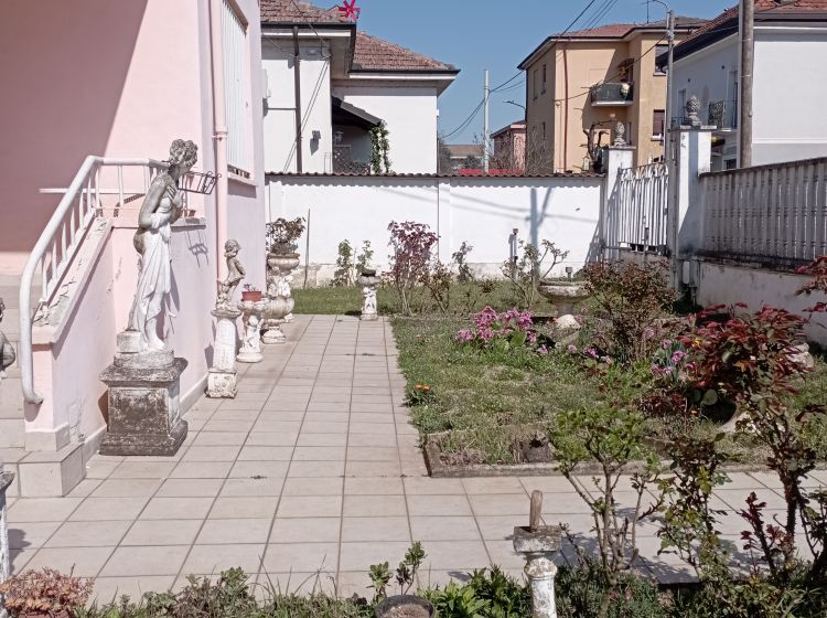 Villa in vendita, via Vernavola  9, Viale Cremona, Pavia