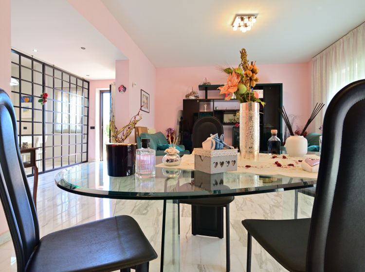 Villa in vendita, via del Colle  22, Vallelata, Aprilia
