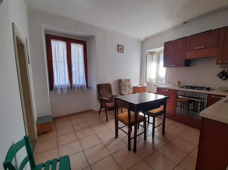 Bilocale in vendita, via Fabrizio G.  1, Acquapendente