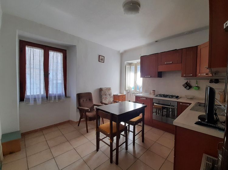Bilocale in vendita, via Fabrizio G.  1, Acquapendente