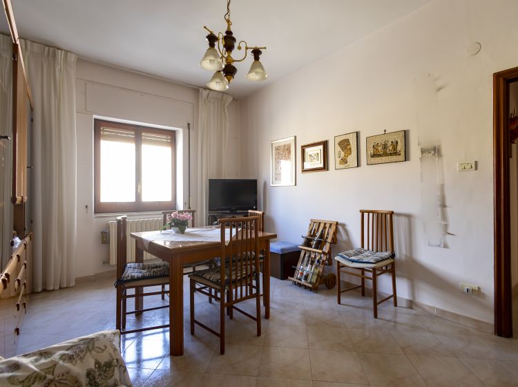 Trilocale in affitto, via Papa Giovanni XXIII  4, Pontepiccolo, Catanzaro