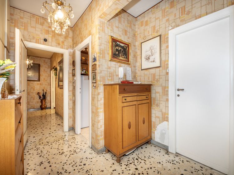 Trilocale in vendita, via Sestio Calvino  33, Cinecittà, Roma