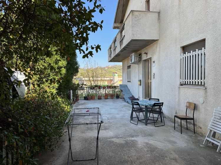 Villa in vendita, via Val di Foro  81, Villamagna