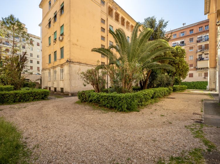 Bilocale in vendita, viale dei Quattro Venti  31, Monteverde, Roma