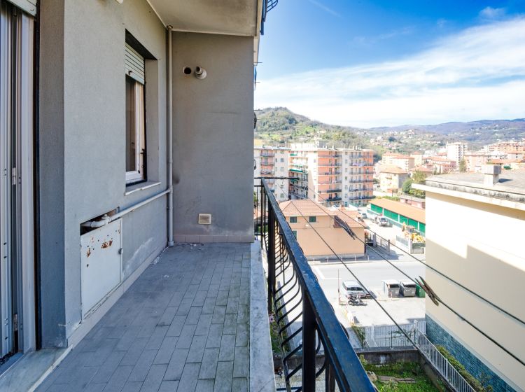 Bilocale in vendita, via Campomorone  77, Pontedecimo, Genova