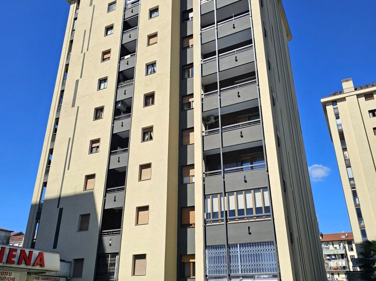 Quadrilocale in vendita, via Nicola Porpora  44, Barriera di Milano, Torino