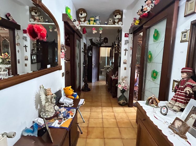 Trilocale in vendita, viale Francesco Petrarca  92, Centro residenziale, Livorno
