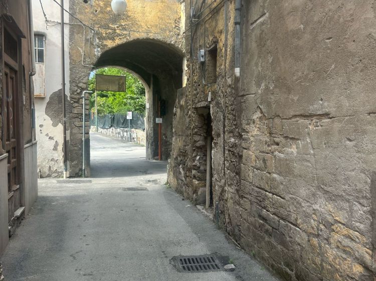 Terratetto plurifamiliare in vendita, via dell'infiorata, San Valentino Torio