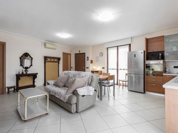Appartamento in villa in vendita, via Gandhi  34, Bonate Sotto