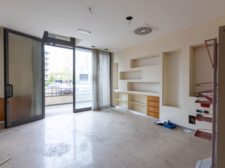 Negozio in vendita, via Francesco Geminiani  4, Firenze Nord, Firenze
