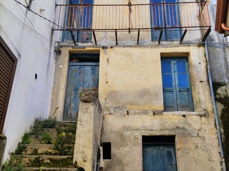 Terratetto unifamiliare in vendita, via Santa Venere  30-32, Lauria