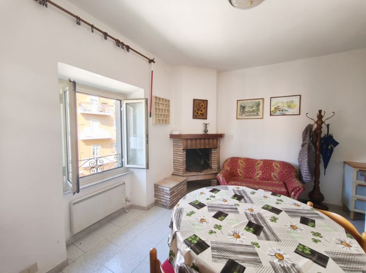 Bilocale in affitto, via Umbria  51, San Martino al Cimino, Viterbo