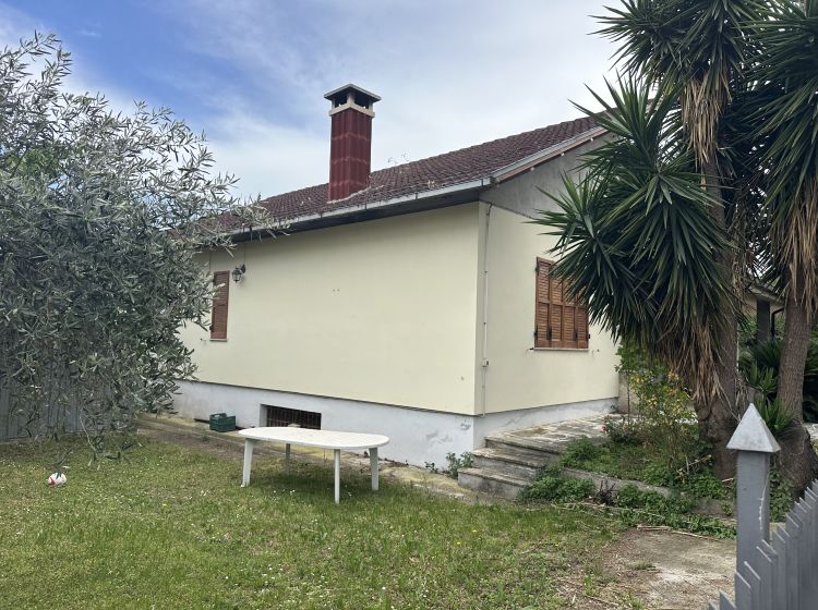 Villa in vendita, via Sant&#039;Emidio  79, Alanno Scalo, Alanno