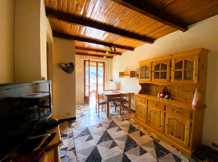 Bilocale in affitto, via Cavour  11, Bardonecchia
