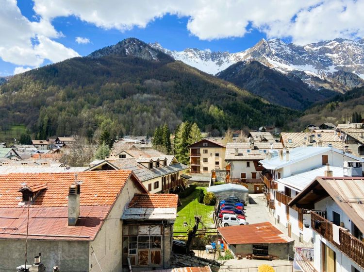 Bilocale in affitto, via Cavour  11, Bardonecchia