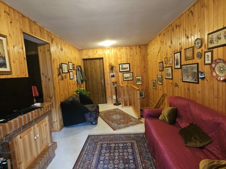 Quadrilocale in vendita, villaggio cutura, Taverna