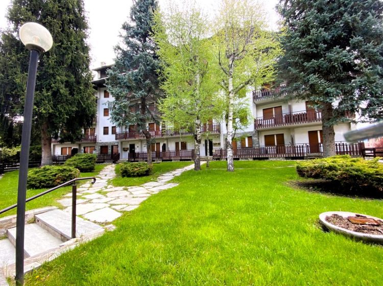 Trilocale in vendita, via Papa Giovanni XXIII  12, Bardonecchia