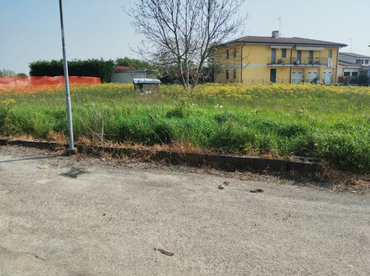 Terreno residenziale in vendita, via Bassa Sabbioni, Castellucchio