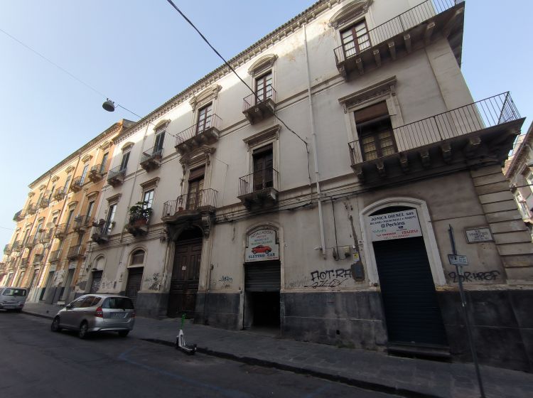 Appartamento in vendita, via Francesco Crispi 34, Libertà, Catania