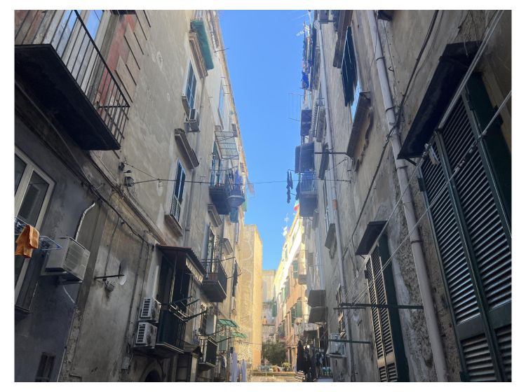 Bilocale in vendita, Salita Sant'Antonio a Tarsia  33, Centro, Napoli
