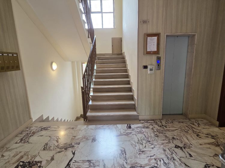 Bilocale in vendita, viale dei Normanni, Centro Storico, Catanzaro