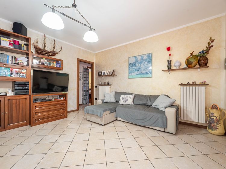 Trilocale in vendita, via Pietro Nenni  32, Ospedaletto Euganeo