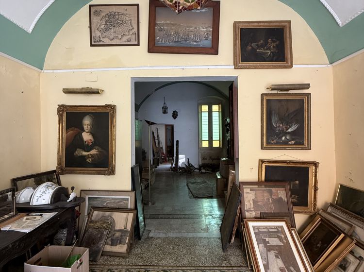 Negozio in vendita, via Manno  39, Sassari