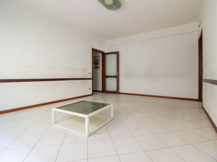Trilocale in vendita, via Genova  23, Sassari