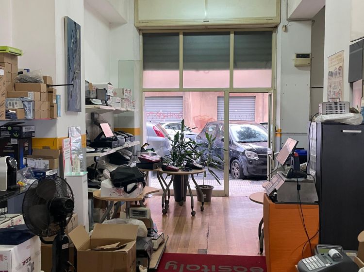 Laboratorio in vendita, via Industriale  133, Centro, Messina