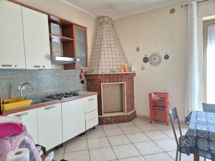 Trilocale in vendita, via Vittorio Veneto  73, Turi