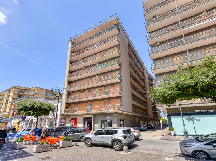 Quadrilocale in vendita, via Roma 25, Poggiomarino