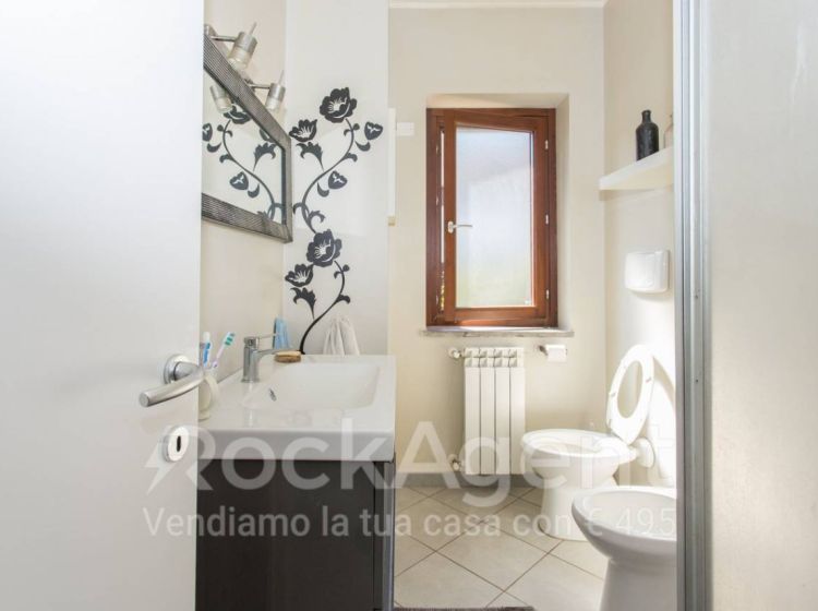 Villa di 185 m² in vendita a Manziana