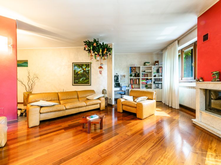 Villa in vendita, via Giovanni Boccaccio  4, Dorotina, Mozzo