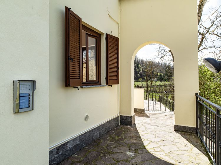 Bilocale in vendita, Frazione Camolino, Camolino, Montesegale