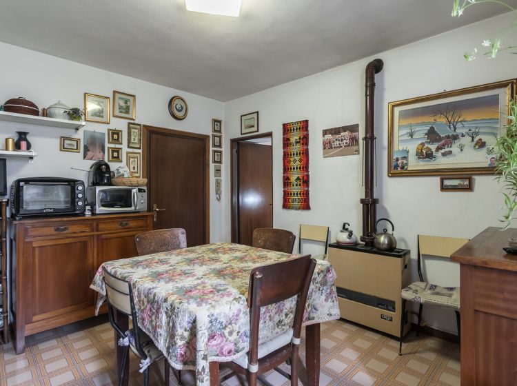 Trilocale in vendita, via Opel  2, San Pellegrino Terme