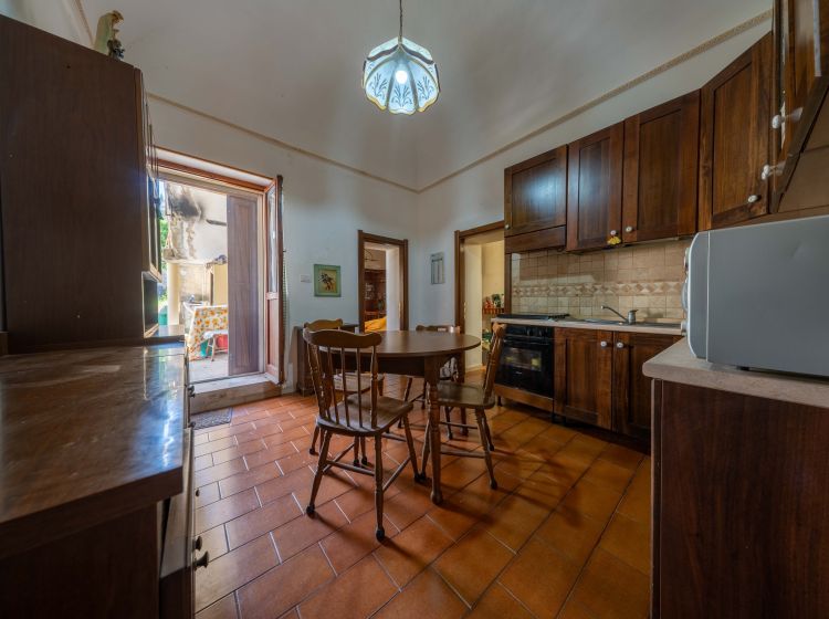 Appartamento in vendita, via C. Battisti  25, Sennori