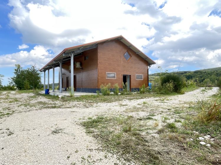Impianti sportivi in vendita, LOCALITA&#039; PIANO D&#039;ISCHIA  SNC, Villa Lempa, Civitella Del Tronto