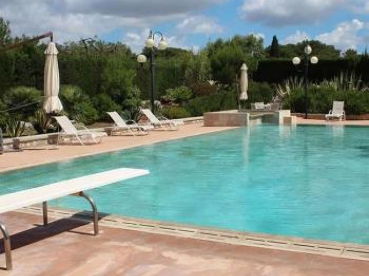 Attività / Licenza in vendita, Provincia di Lecce  Italia, Ugento