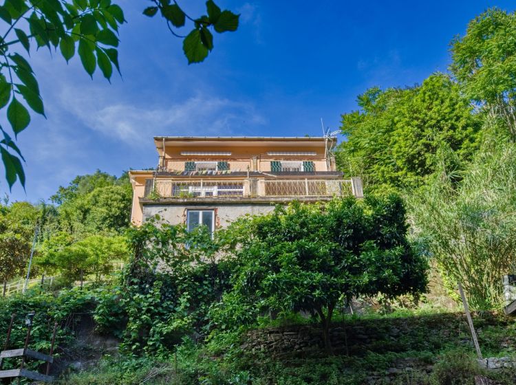 Stabile o palazzo in vendita, via Lago Figoi  140, Sestri Ponente, Genova