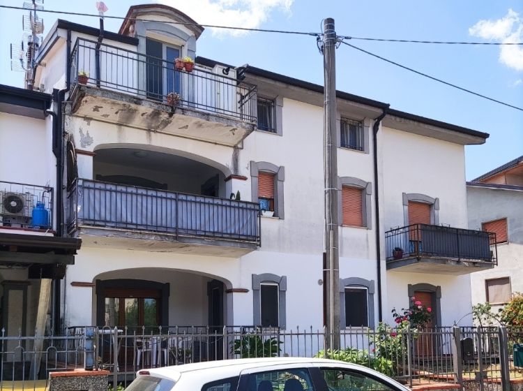 Trilocale in vendita, via Pozzo Donato  29, Trecchina