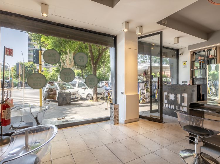 Attività / Licenza in vendita, Circonvallazione Ostiense  301, Garbatella, Roma