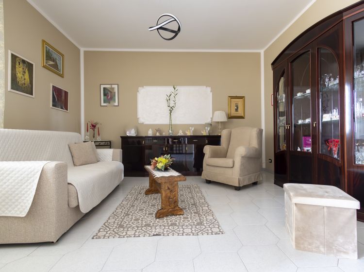 Trilocale in vendita, viale dei Tulipani  183, Siano, Catanzaro