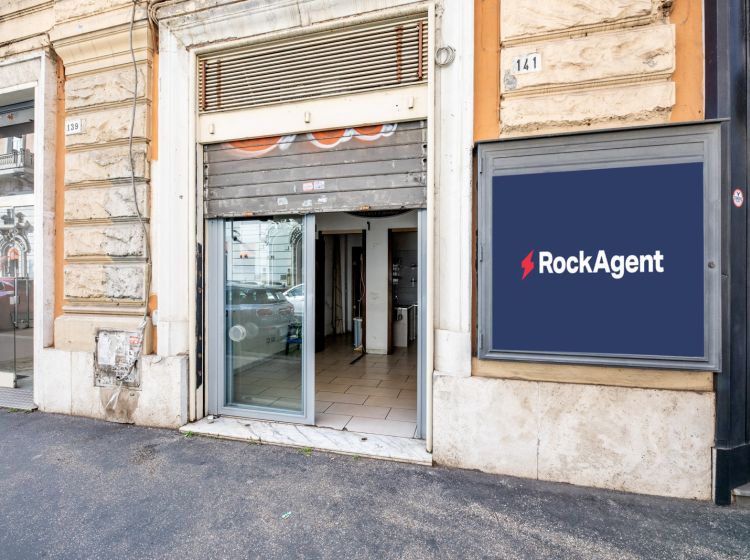 Negozio in vendita, via Salaria  141, Salario, Roma