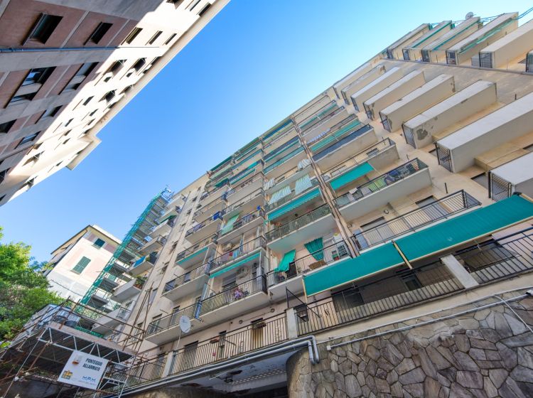Quadrilocale in vendita, via alla Costa di Teglia  3b, Rivarolo, Genova