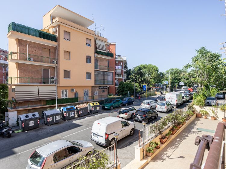 Trilocale in vendita, via dei Durantini  221, Monti Tiburtini, Roma