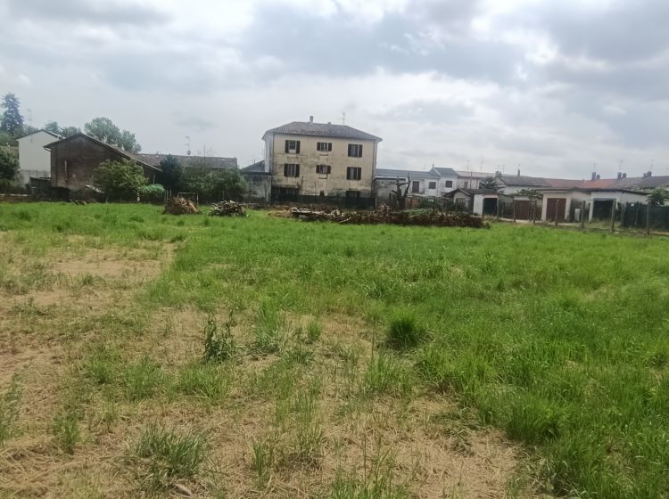 Terreno residenziale in vendita, via Filippo Turati, Valle Lomellina